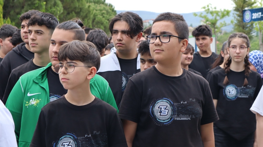 ÖZEL TEKNOBİL KOLEJİ 19 MAYIS’I ADINA YAKIŞIR BİR COŞKUYLA KUTLADI 