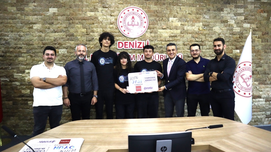 TEKNOBİL KOLEJİ YİNE ZİRVEDE 