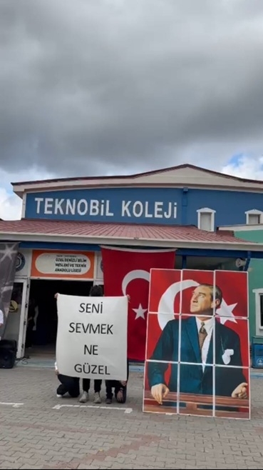 CUMHURİYETİMİZİN 102. YILI KUTLU OLSUN 