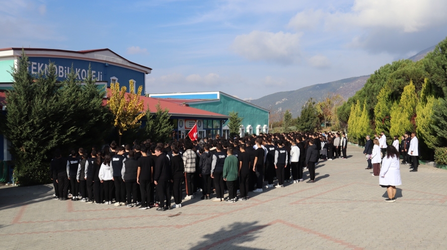 ÖĞRETMENLER GÜNÜ KUTLU OLSUN 