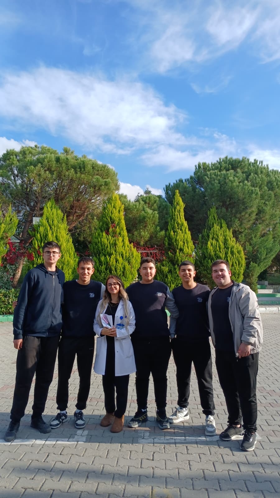 ÖĞRETMENLER GÜNÜ KUTLU OLSUN 