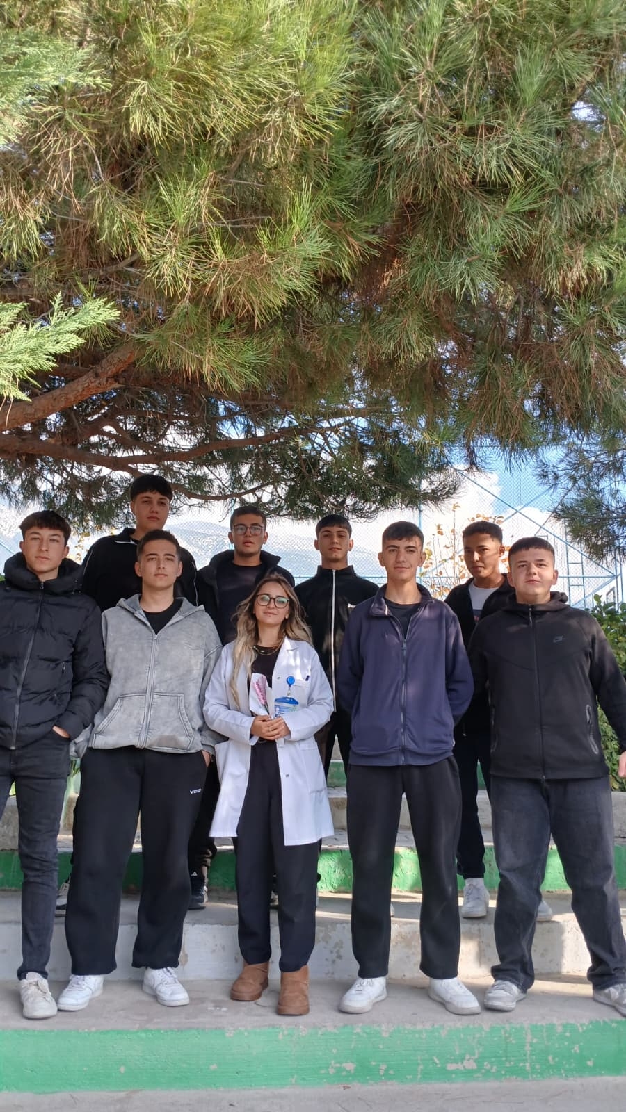 ÖĞRETMENLER GÜNÜ KUTLU OLSUN 