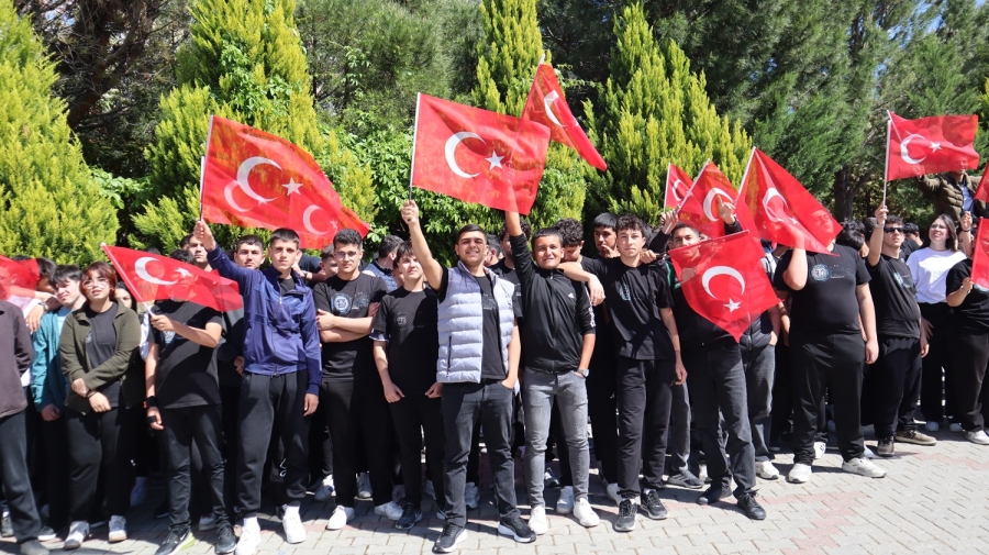 19 MAYIS ATATÜRK’Ü ANMA, GENÇLİK VE SPOR BAYRAMI KUTLU OLSUN 