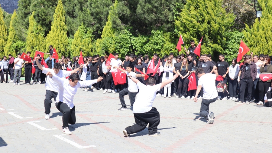 19 MAYIS ATATÜRK’Ü ANMA, GENÇLİK VE SPOR BAYRAMI KUTLU OLSUN 