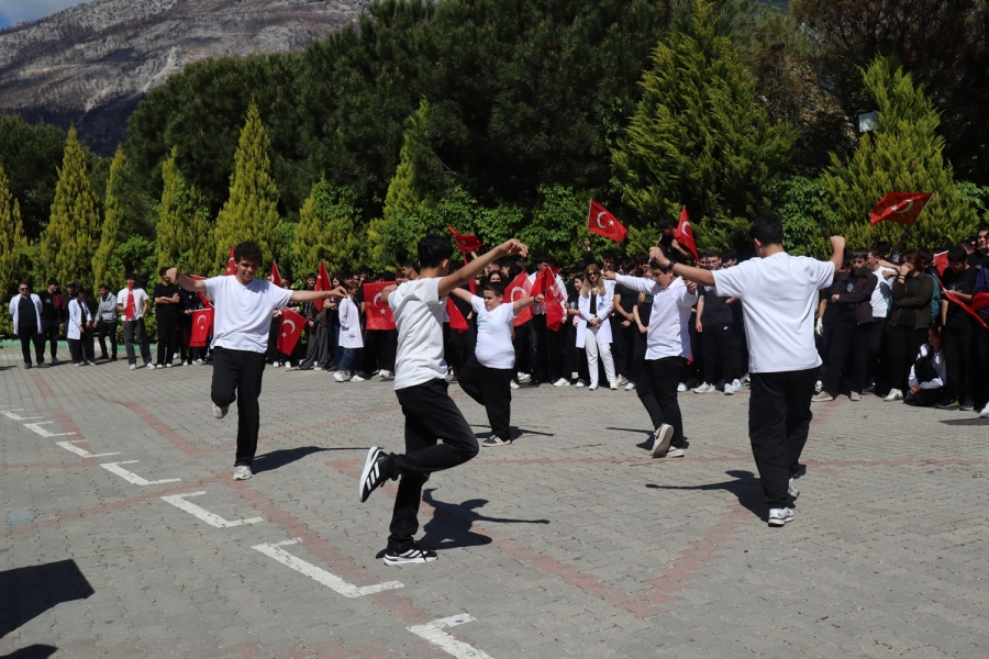 19 MAYIS ATATÜRK’Ü ANMA, GENÇLİK VE SPOR BAYRAMI KUTLU OLSUN 