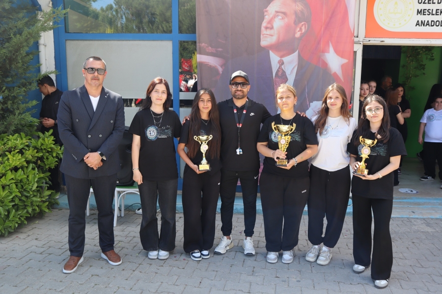 19 MAYIS ATATÜRK’Ü ANMA, GENÇLİK VE SPOR BAYRAMI KUTLU OLSUN 