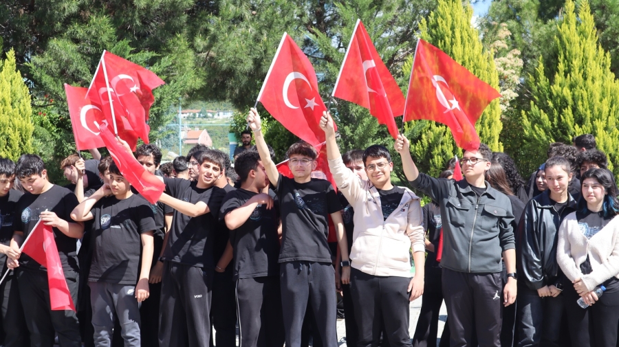 19 MAYIS ATATÜRK’Ü ANMA, GENÇLİK VE SPOR BAYRAMI KUTLU OLSUN 