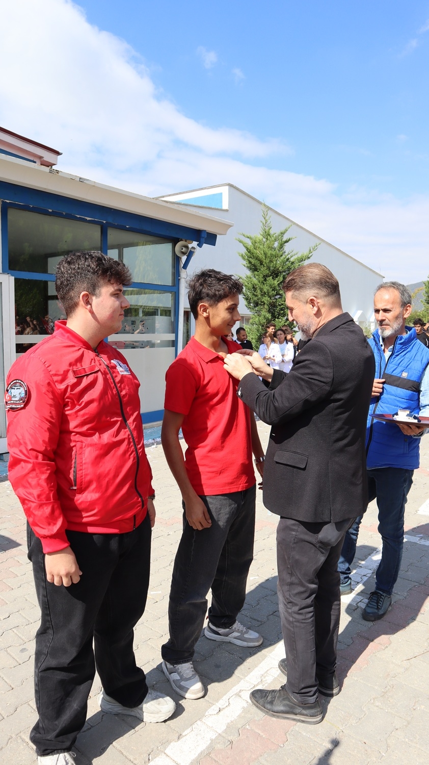 TEKNOFEST ŞAMPİYONLARIMIZA ALTIN ÖDÜL! 