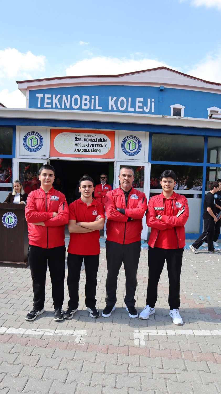 TEKNOFEST ŞAMPİYONLARIMIZA ALTIN ÖDÜL! 