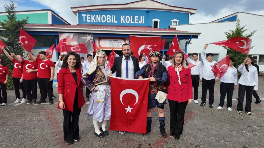 YAŞASIN CUMHURİYET 