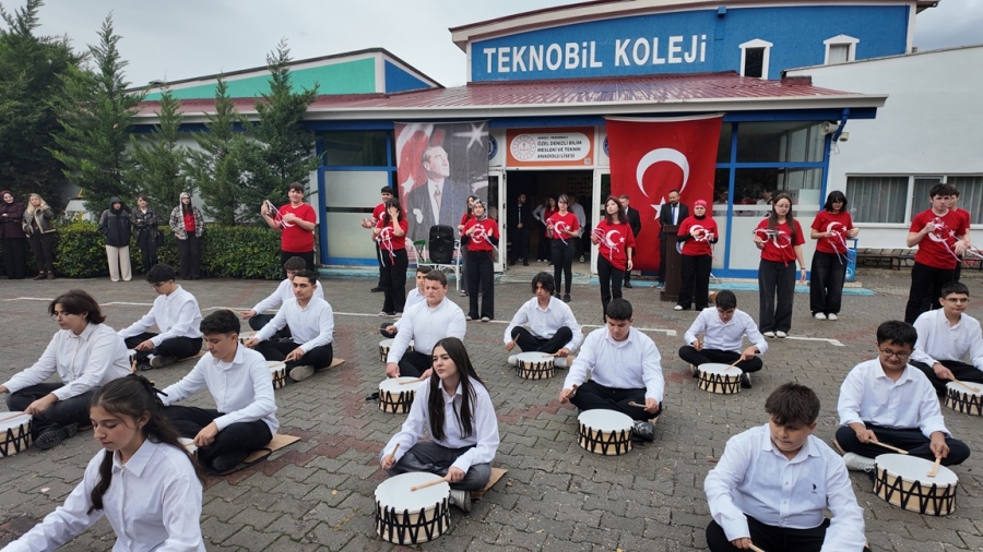 YAŞASIN CUMHURİYET 